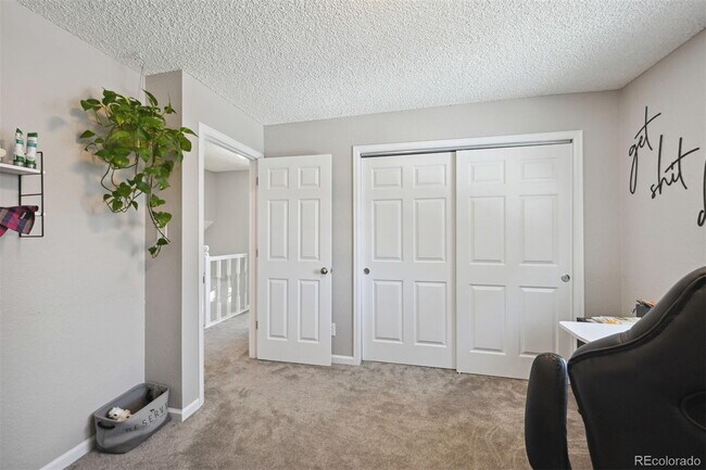 Building Photo - Wonderful 3 bed/2 bath duplex in Westminster!