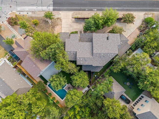 Building Photo - 3806 Bull Creek Rd
