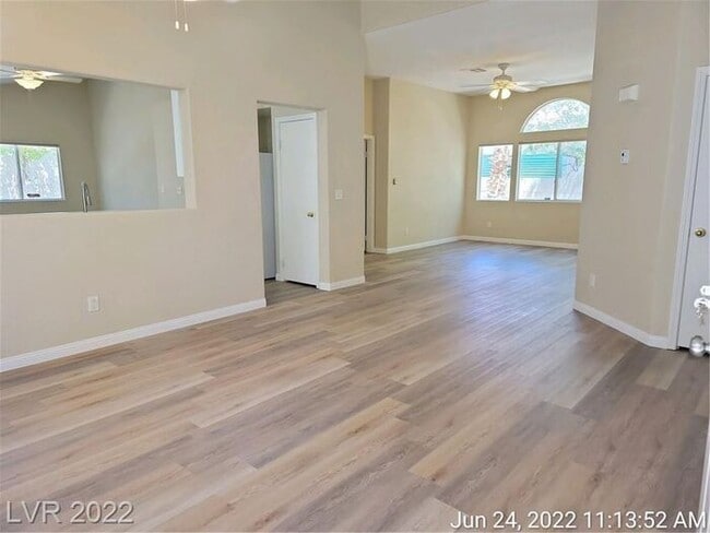 Building Photo - COMING SOON - Ready no later than the end of December!