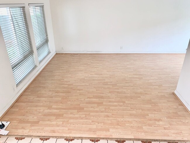 Building Photo - Five Bedroom Single Family Home in Irvine!