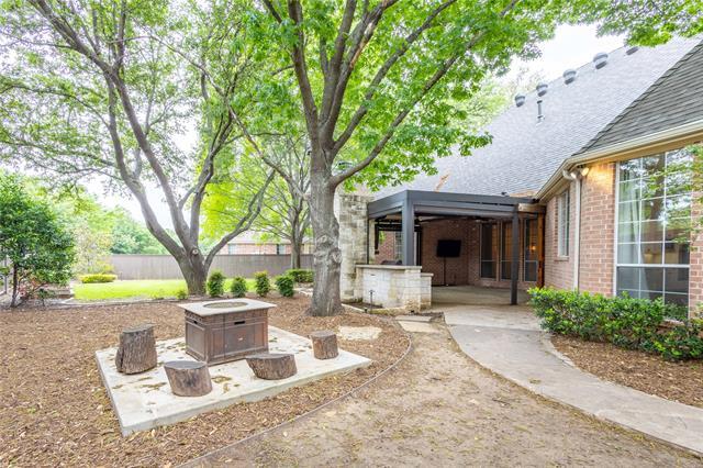 Building Photo - 325 Highland Oaks Cir