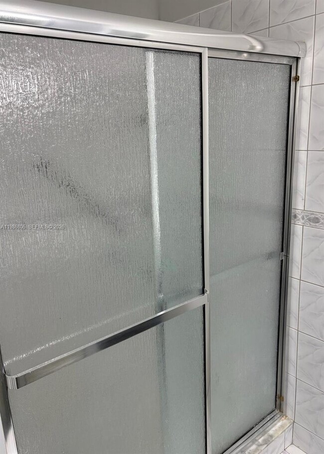 Building Photo - 427 Golden Isles Dr