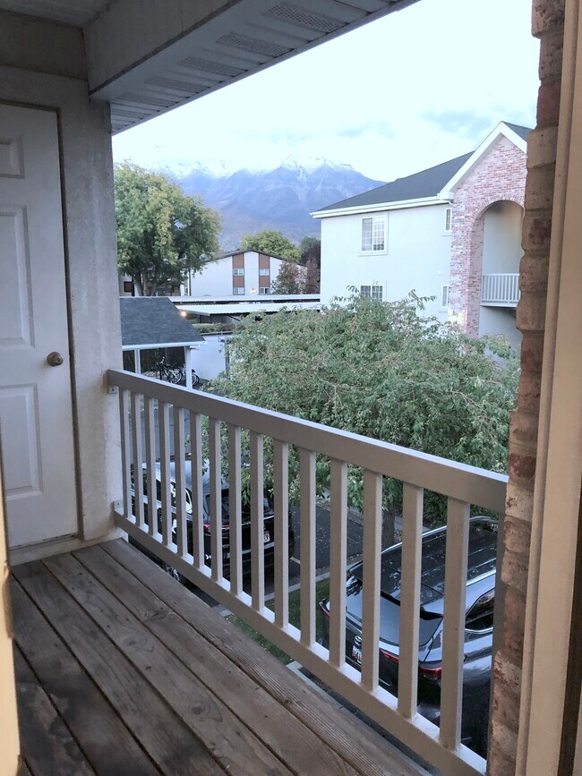 Building Photo - 86 N Garden Park Dr