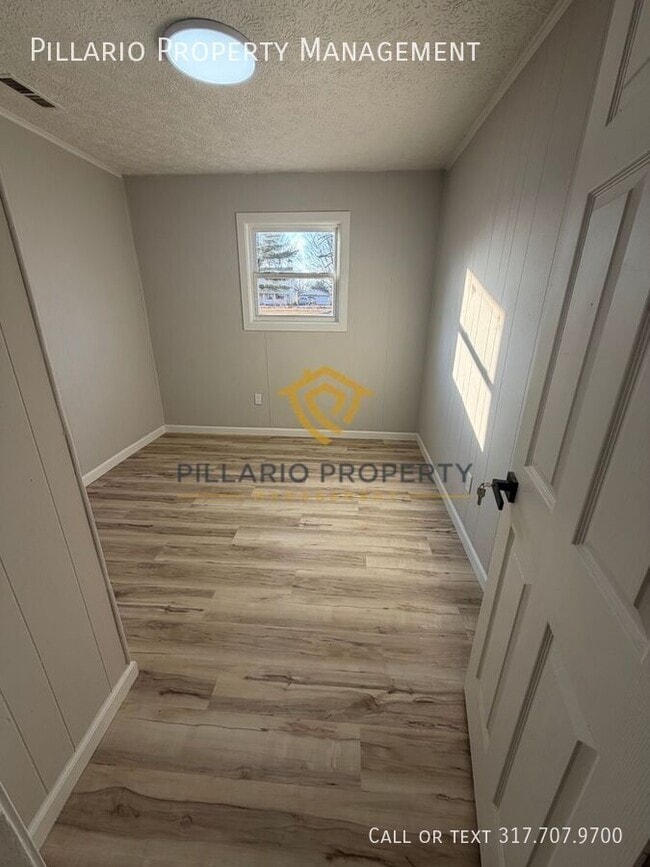 Building Photo - 830 S Taft Ave