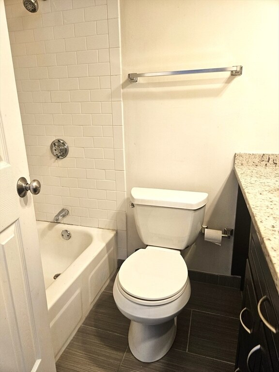 Building Photo - 26 Beacon St