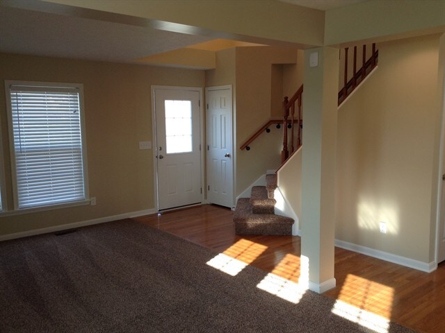 Building Photo - 2305 Treetop Ln