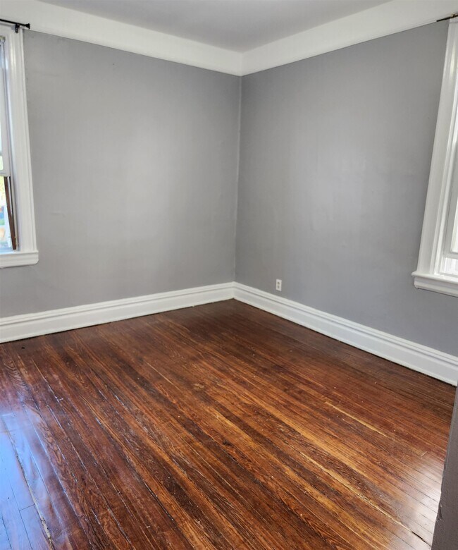Building Photo - 334 Stegman Pkwy