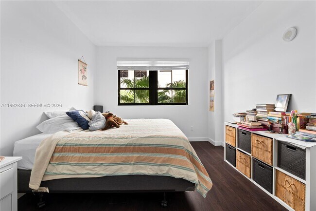 Building Photo - 8395 SW 73rd Ave