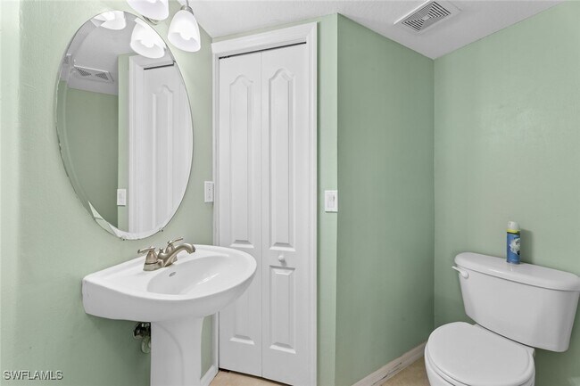 Building Photo - 9450 Ivy Brook Run