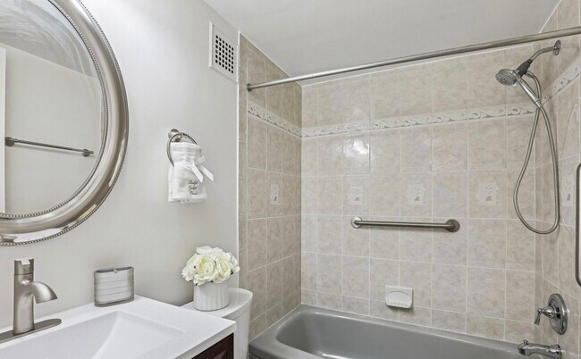 Building Photo - 4360 Ivymount Ct