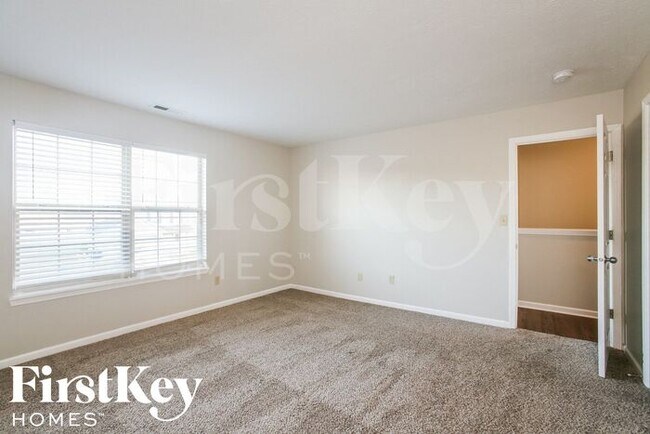 Building Photo - 11641 Eldridge Dr