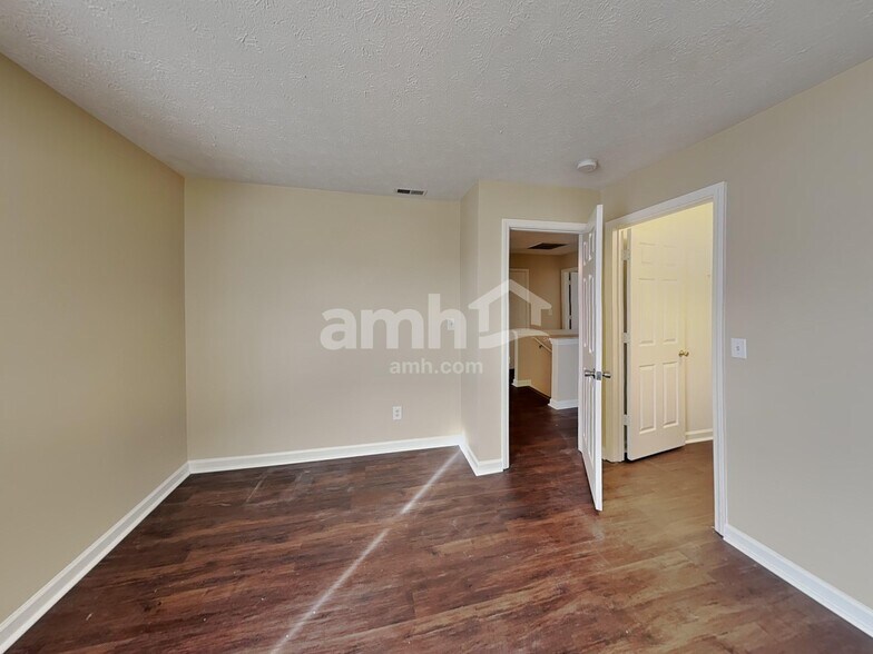 Building Photo - 1186 Constitution Dr