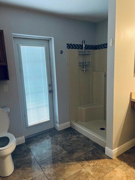 Building Photo - 1836 SE Fallon Dr