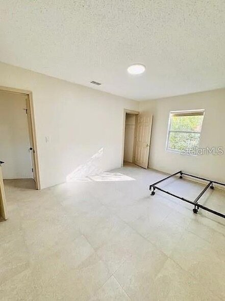 Building Photo - 209 W Emily St