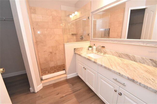 Building Photo - 4178 Central Sarasota Pkwy