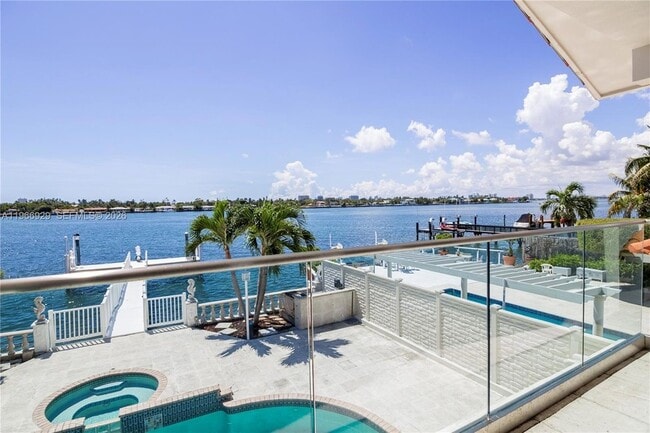 Building Photo - 1400 Stillwater Dr