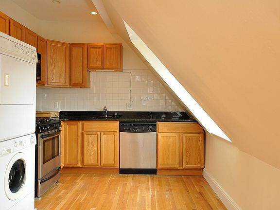 Primary Photo - "Charming 1-Bedroom Apartment with Granite...