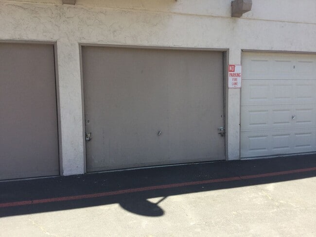 Building Photo - Cute upper-level 1bd. in Rohnert Park ~ Available NOW