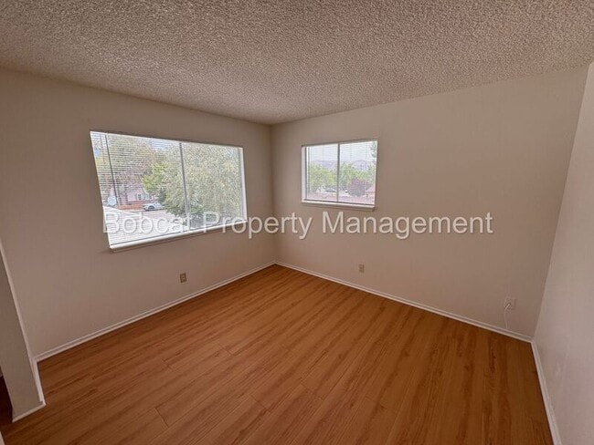Building Photo - 1501 N Edmonds Dr