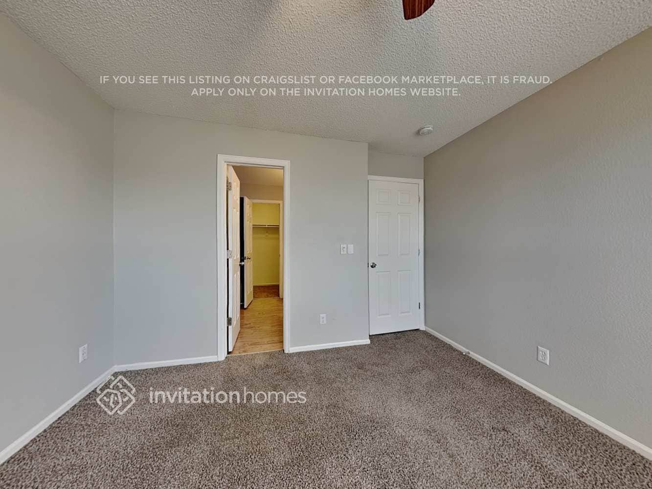 Building Photo - 8885 Cloverleaf Cir