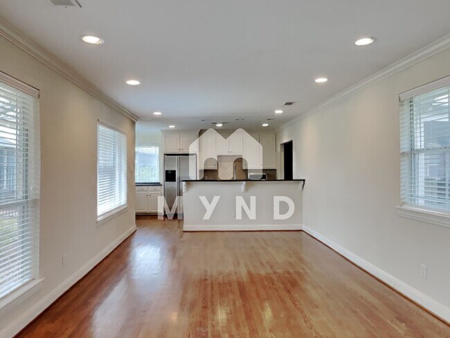 Building Photo - 6111 Ellsworth Ave