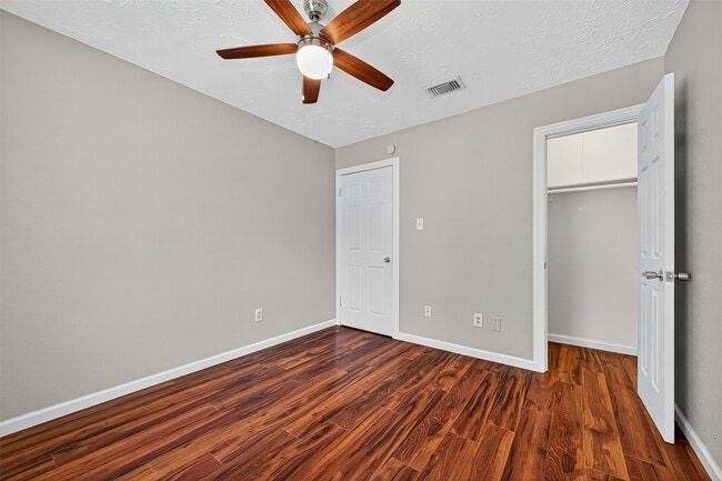 Building Photo - 7414 Breccia Dr