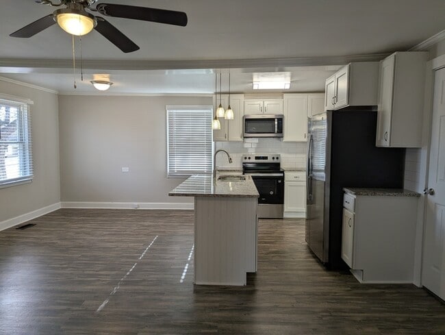 Building Photo - 427 Mildred Ave