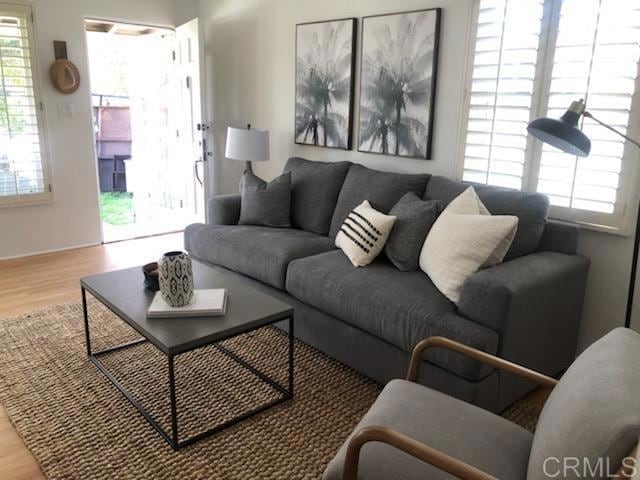 Building Photo - 2252 Etiwanda St