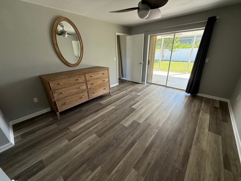 Building Photo - 381 Ortega Ln