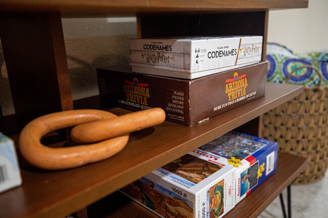 Building Photo - 2812 S Mill Ave