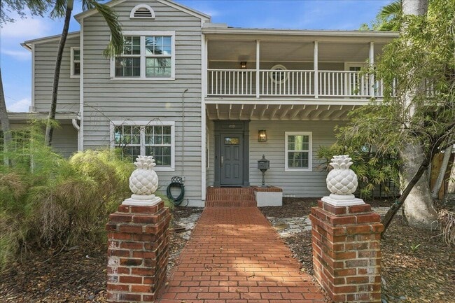 Building Photo - 459 NE 15th Ave