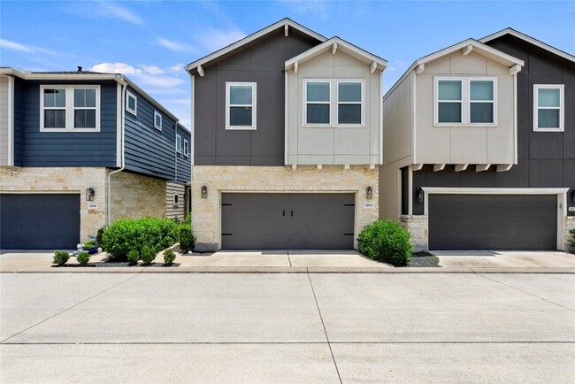 Building Photo - 3104 Planters Peak Dr