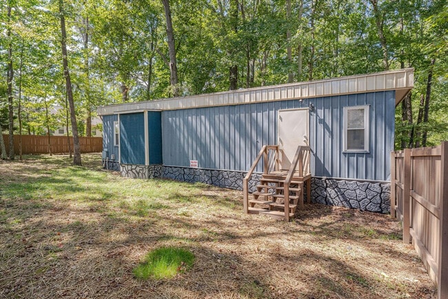 Building Photo - 4217 Neal Rd