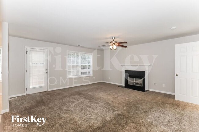 Building Photo - 41 Citadel Dr