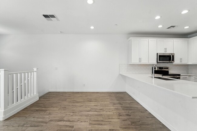 Building Photo - 2022-Built Eastmark Gem with Resort-Style ...