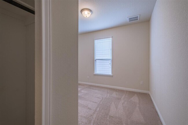 Building Photo - 16009 Canberra Trail