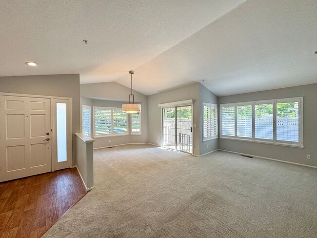 Building Photo - Napa, Gated Community Single Story 2 Bedro...