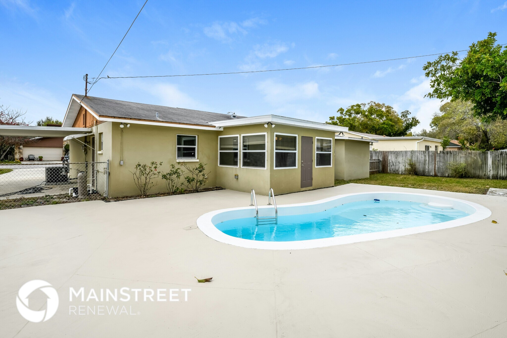 Building Photo - 610 Charlotte Ave