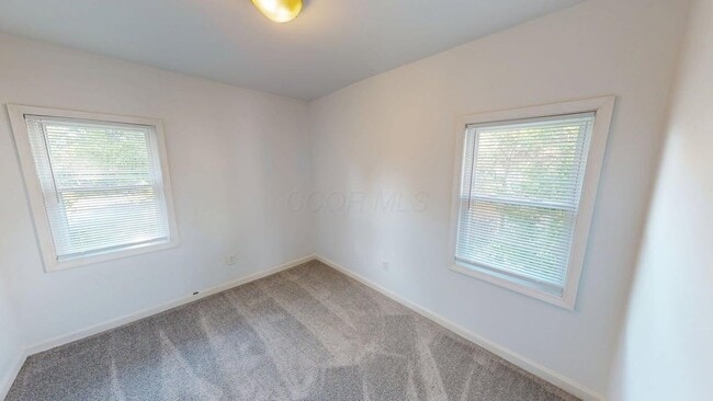 Building Photo - 239 S Harris Ave