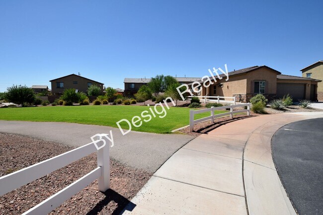 Building Photo - Gladden Farms 3 Bed 2 Bath+Den - 3 Car Garage