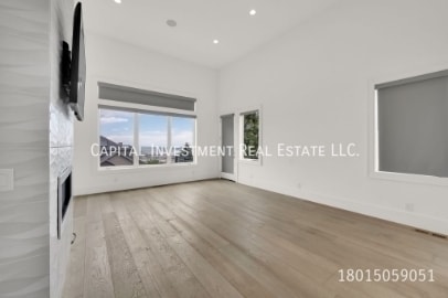 Building Photo - 14697 Pristine Dr