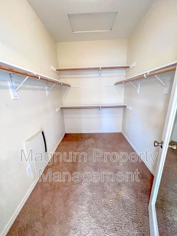 Building Photo - 31651 McCartney Dr