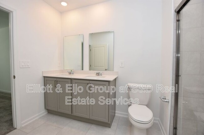 Building Photo - 856 Timberland Dr