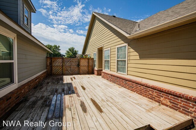 Building Photo - 2 br, 2 bath House - 3906 SW Gibson