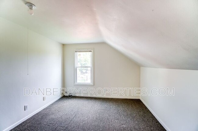 Building Photo - 919 Brookley Blvd