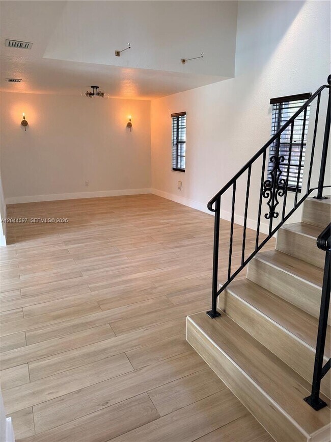 Building Photo - 20501 SW 50th Pl
