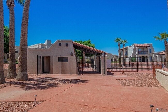 Building Photo - 2240 S Elks Ln