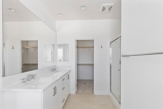 Building Photo - 35923 Hinkey St