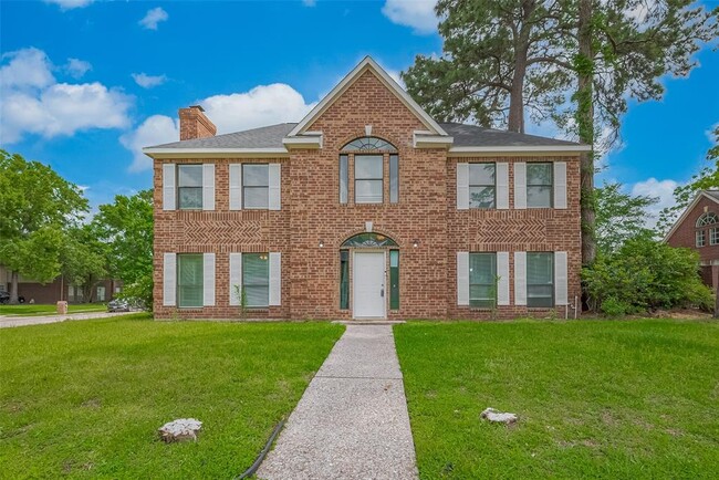 Primary Photo - 215 Wood Cir Ln