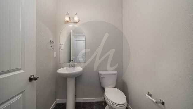 Building Photo - Welcome to Your Dream Home in Lorson Ranch!